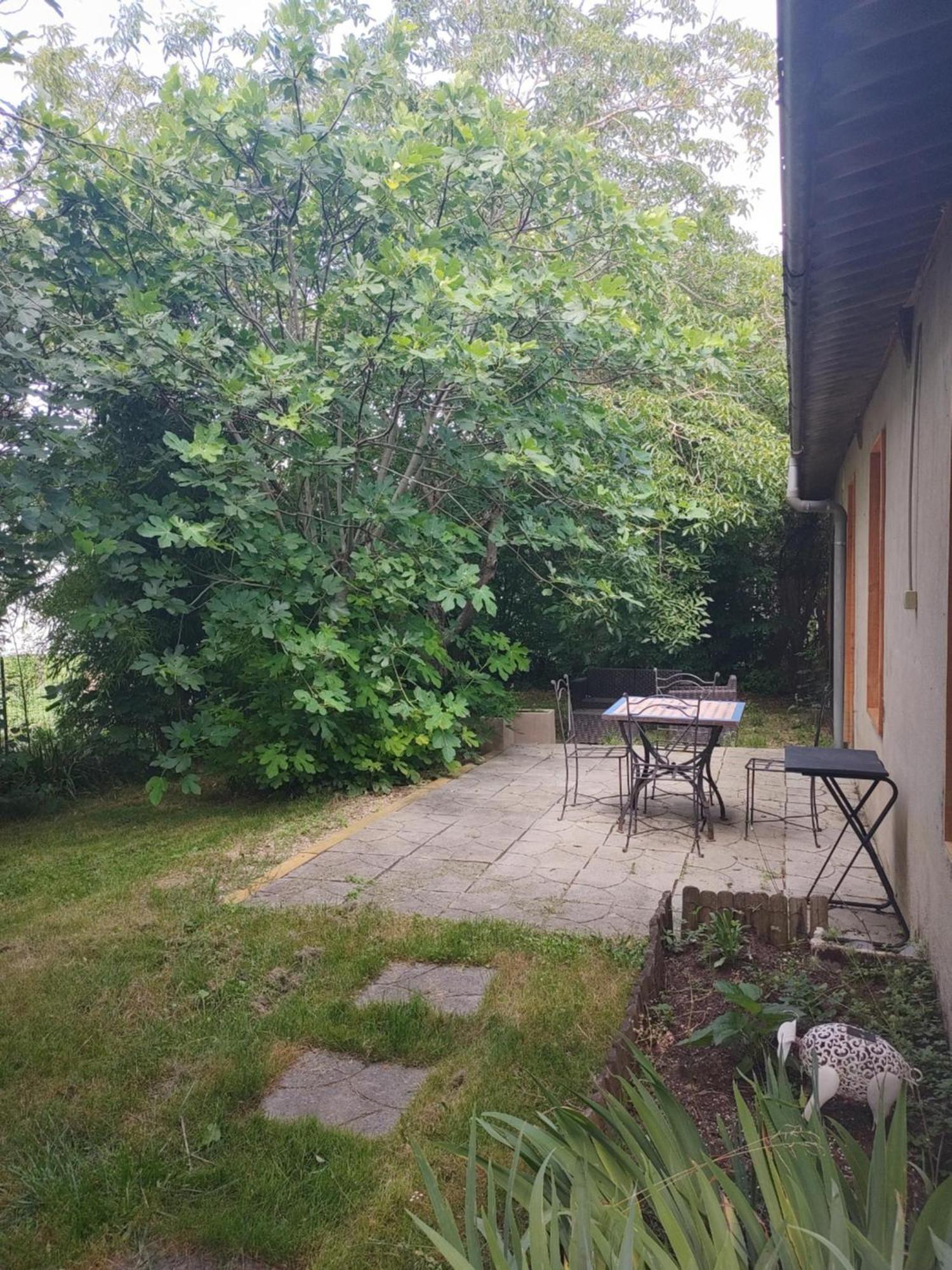 Dependance A La Campagne Cosy Et Calme Vila Teulat Exterior foto